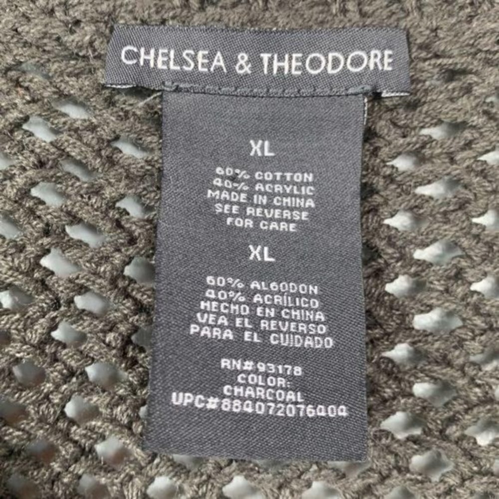 Chelsea & Theodore Sweater Size XL - Picture 5 of 5